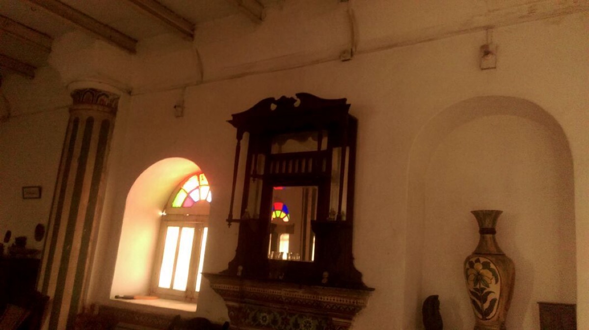 Fort Gabhana palace room